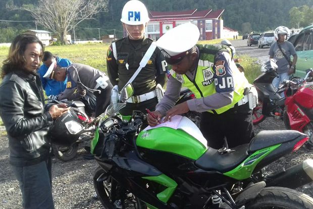 Ditlantas Polda Papua...