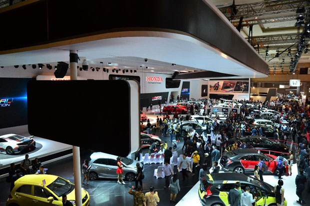 Honda Raih Best World...