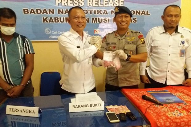 BNN Musirawas Tangkap...