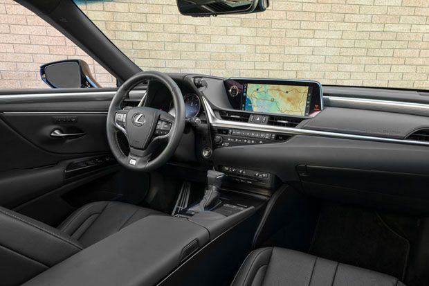Lexus ES Akan Hadir...