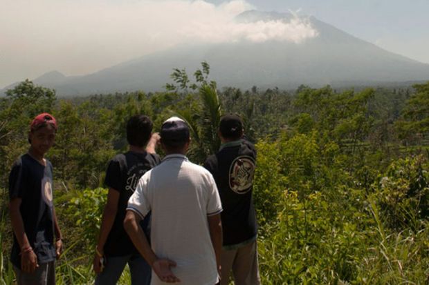 Gunung Agung Kembali...