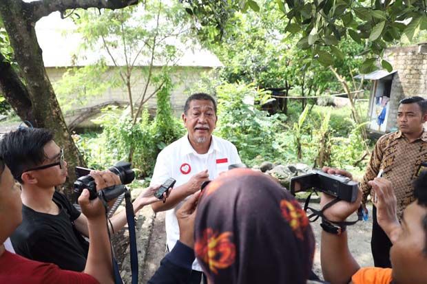 Perjuangkan Buruh, Deddy...