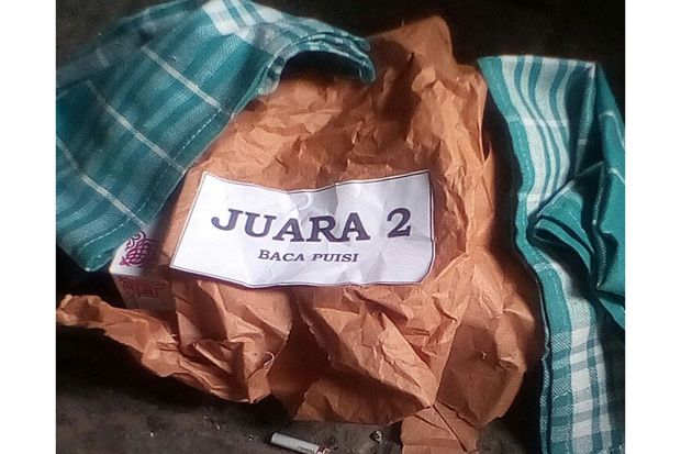 Viral, Juara Baca Puisi...