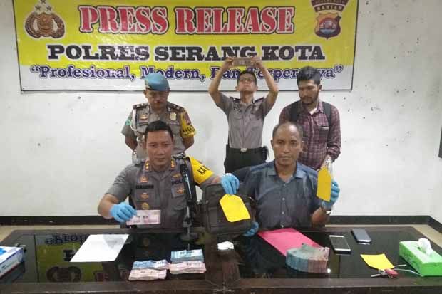 Perampok SPBU di Kota...