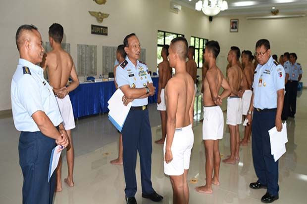 Ratusan Peserta Ikuti...