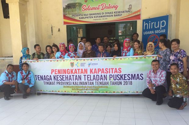 25 Tenaga Kesehatan...