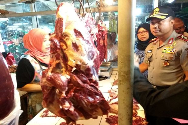 Kapolda Pantau Harga...