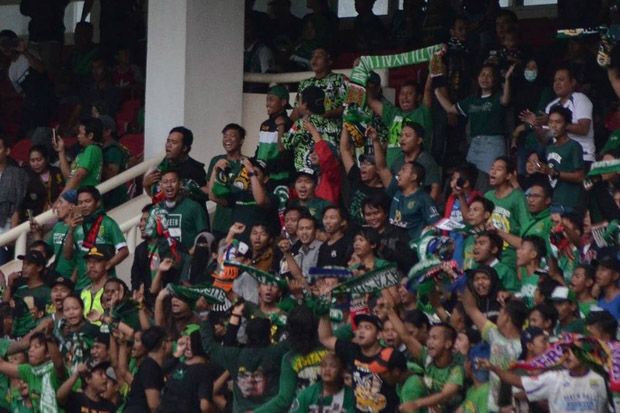 Persebaya vs Arema FC,...