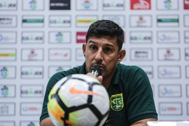 Persebaya Manfaatkan...