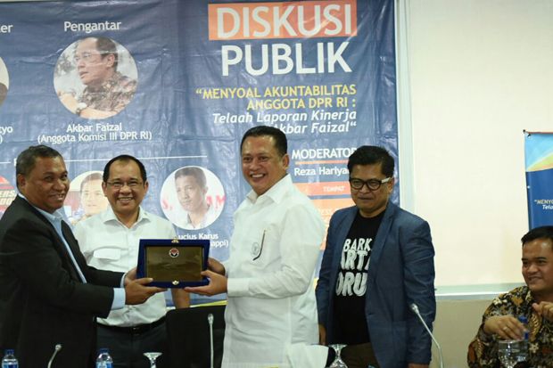 Ketua DPR Dorong Anggota...