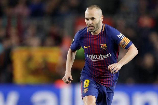 Iniesta Lanjutkan Karier...