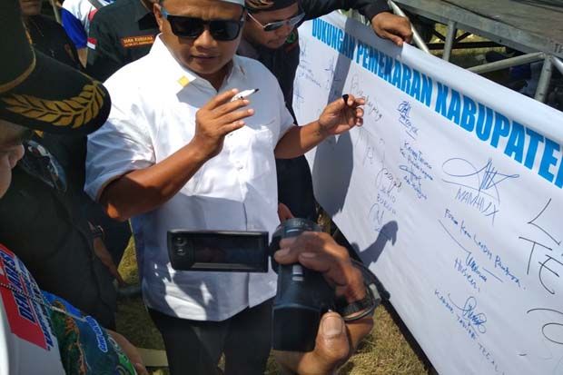 Pasangan Rindu Dukung...