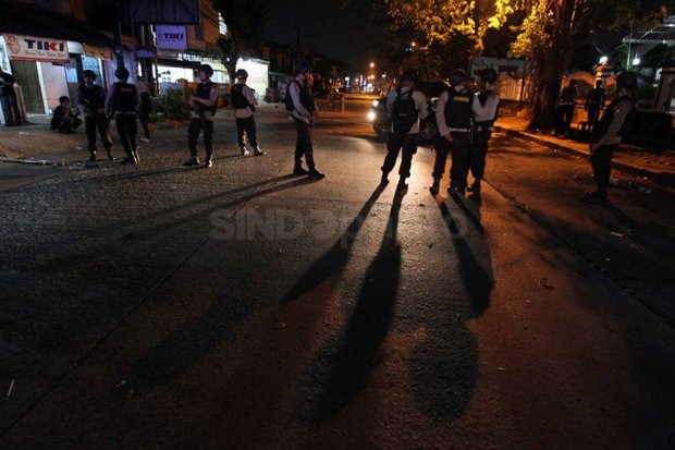 Brimob yang Disandera...