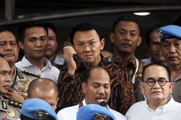 Keluarga Batalkan Rencana...