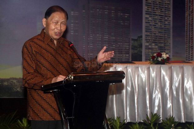 Rayakan Ulang Tahun...