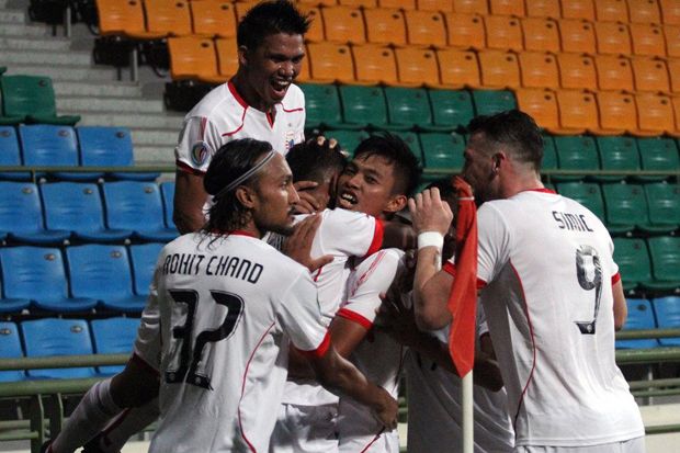 Persija Melawan Kutukan...