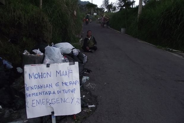 Tim SAR Sterilkan Jalur...