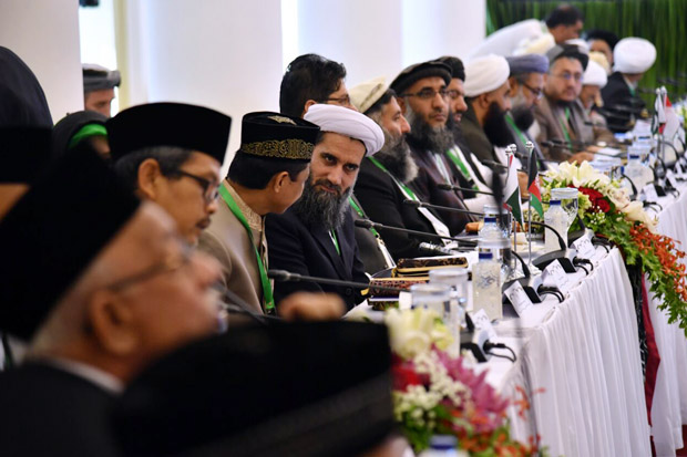 Ulama Indonesia, Afghanistan...