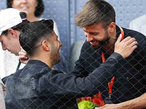 Kemesraan Pemain Barcelona-Real...