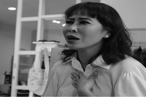 Riana Bismarak Kembangkan...