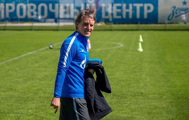 Mancini Mundur dari...