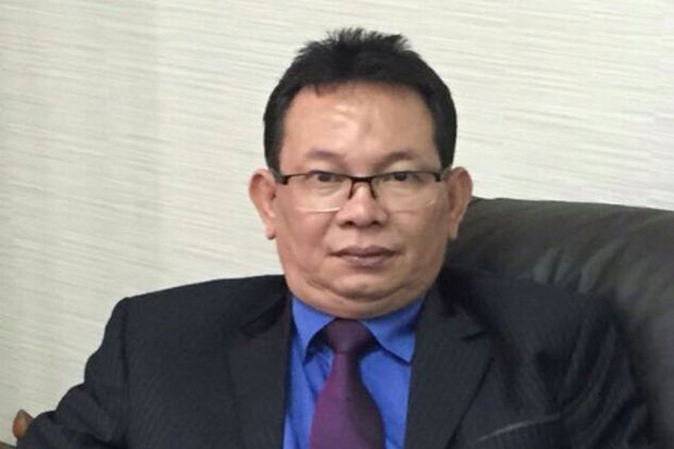Peradi RBA: DPR dan...