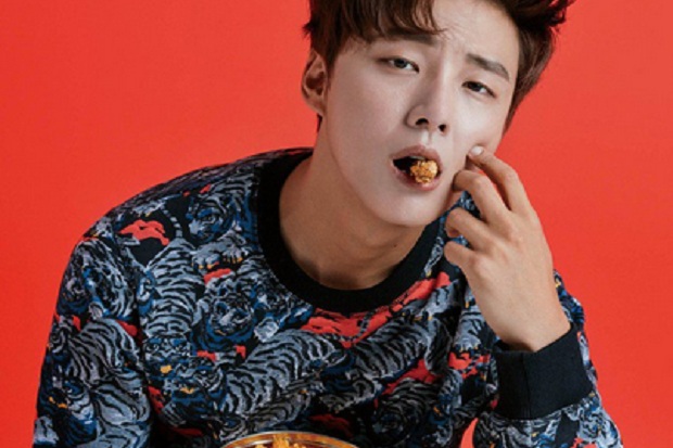 Yoon Si Yoon Terima...