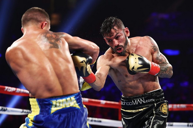 Alami Knockdown Pertama,...