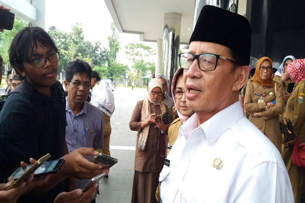 KPK Periksa Gedung Pemkot...