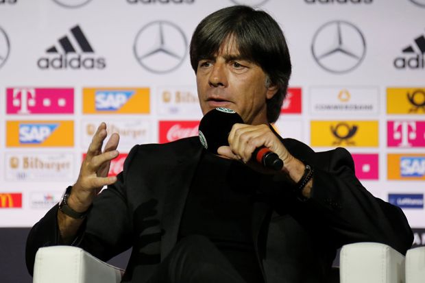 Joachim Loew Tangani...