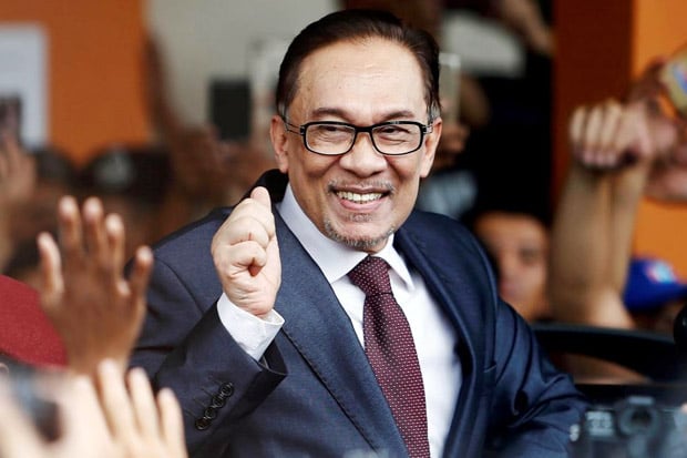 Dapat Grasi Penuh, Anwar...