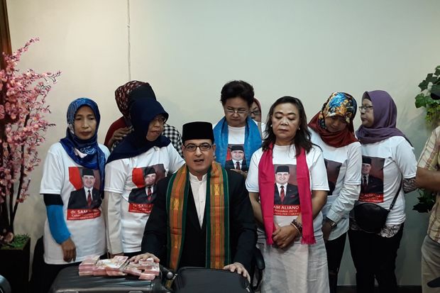 Pengusaha Ini Naikkan...