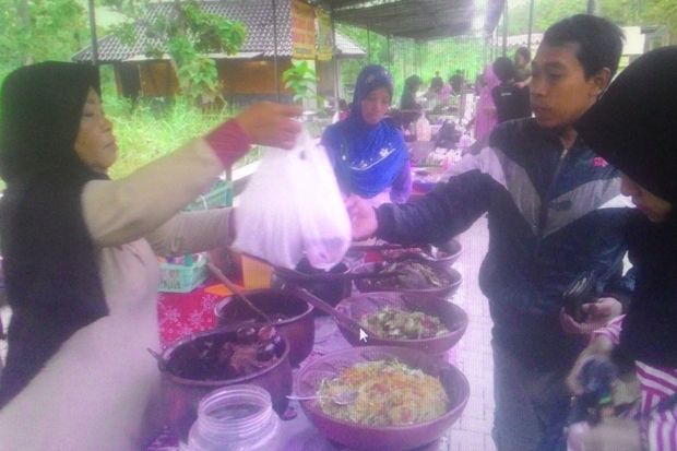 Pedagang Tradisional...