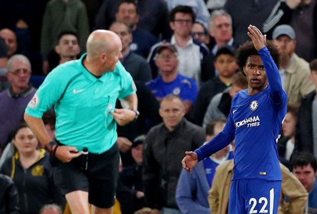 Fans Chelsea Minta Willian...
