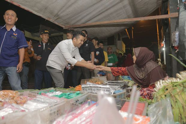Datangi Pasar, Emil...