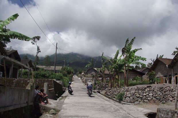 Warga Lereng Merapi...