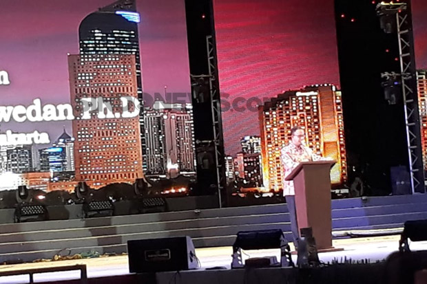 Jakarta Fair Dibuka,...