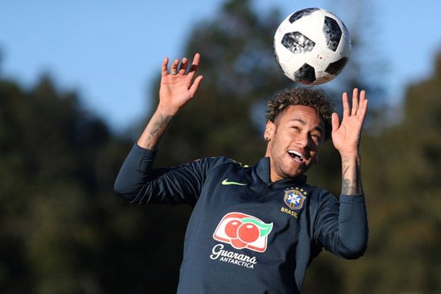 Neymar Jr Muncul di...