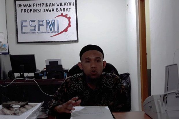 Buruh Diimbau Bangun...