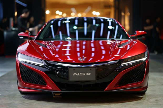 Mengenal Honda NSX,...