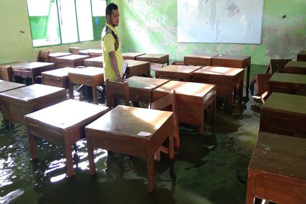 Pekalongan Masih Terendam...