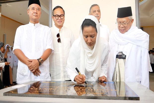 Rini Resmikan Pembangunan...