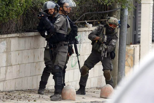 Tentara Israel Serang...