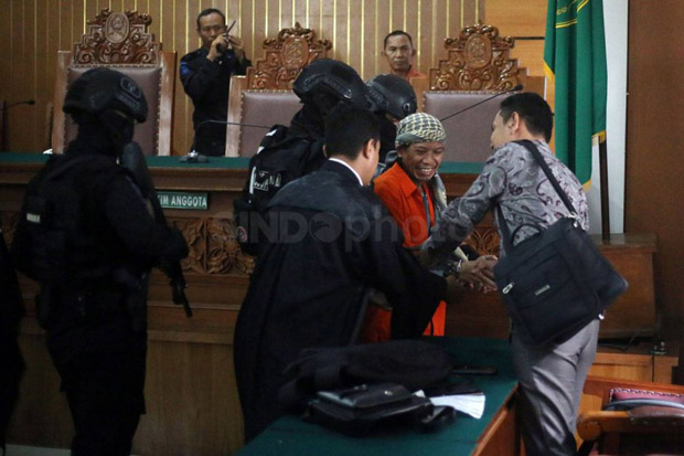 Kuasa Hukum Aman Pertanyakan...
