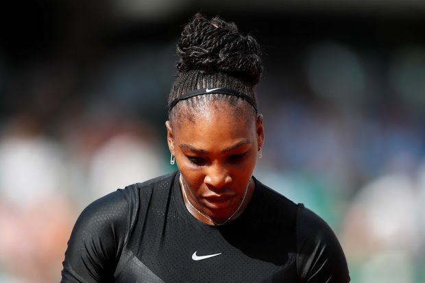 Emban Tugas Ganda, Serena...