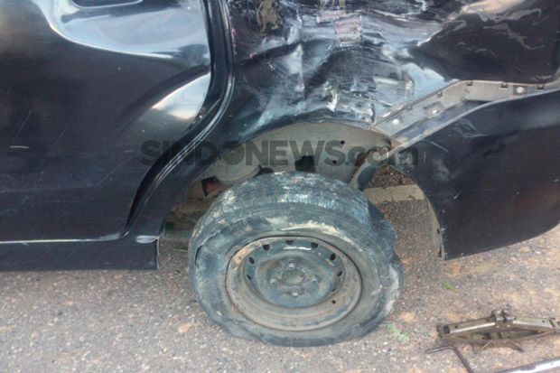 Pecah Ban, Minibus Tabrak...