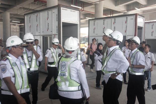 Cek Pelabuhan Merak,...