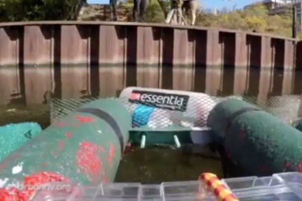 Robot Pembersih Sampah...