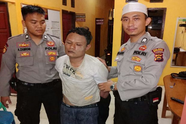 Bobol Rumah Warga, Pencuri...