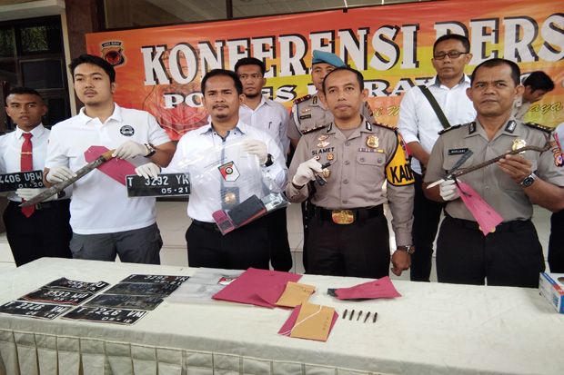 Terekam CCTV, Penjaga...